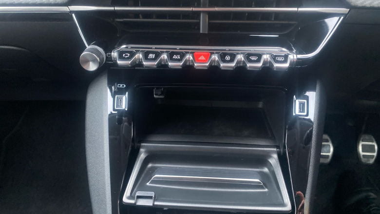 Peugeot 208 1.2 PureTech 100 Allure Premium + 5dr Petrol Hatchback